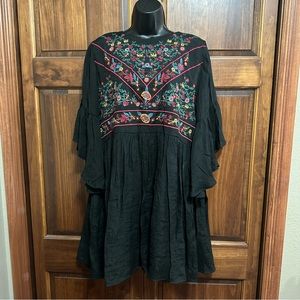NWT! Umgee Embroidered Bell Sleeve Boho Dress Size L